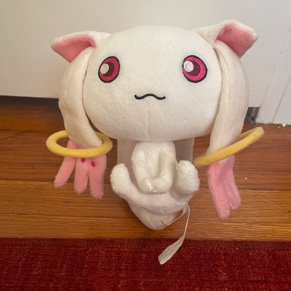 Great Eastern GE-87514 Madoka Magica 8" Kyubey Plush - Picture 2 of 2
